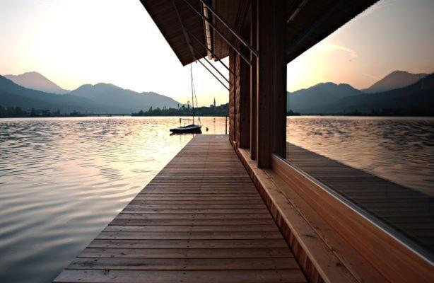 Seehotel Enzian Weissensee Bagian luar foto