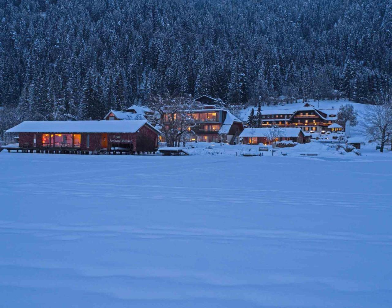 Seehotel Enzian Weissensee Bagian luar foto
